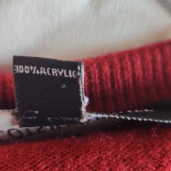 Tricots St. Raphael Red Sweater - Picture 12 of 12